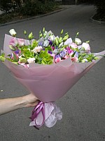 Mixed pink bouquet image 0