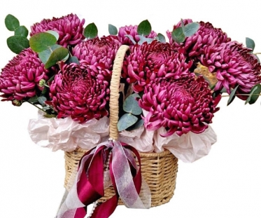 Autumn Chrysanthemums Basket, 10 options