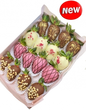 Strawberries glazed with chocolate, 16 pieces