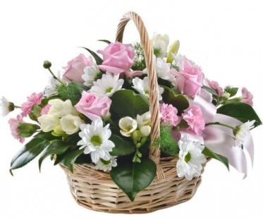 Pink & White tones Flower basket